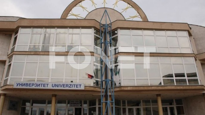 Studenti traže ostavku rektora